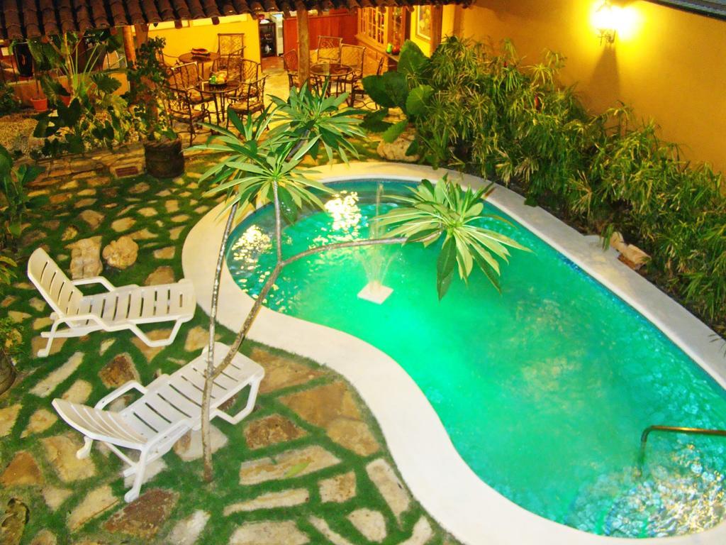 Hotel Colonnade Nicaragua Managua Exterior photo