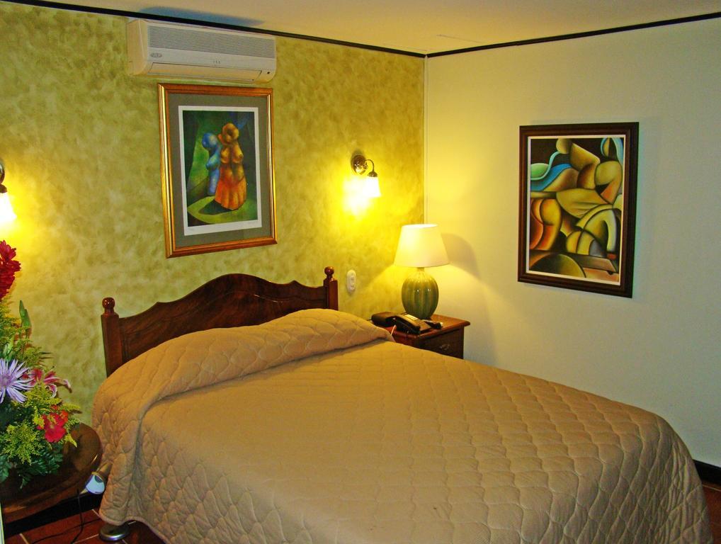 Hotel Colonnade Nicaragua Managua Room photo