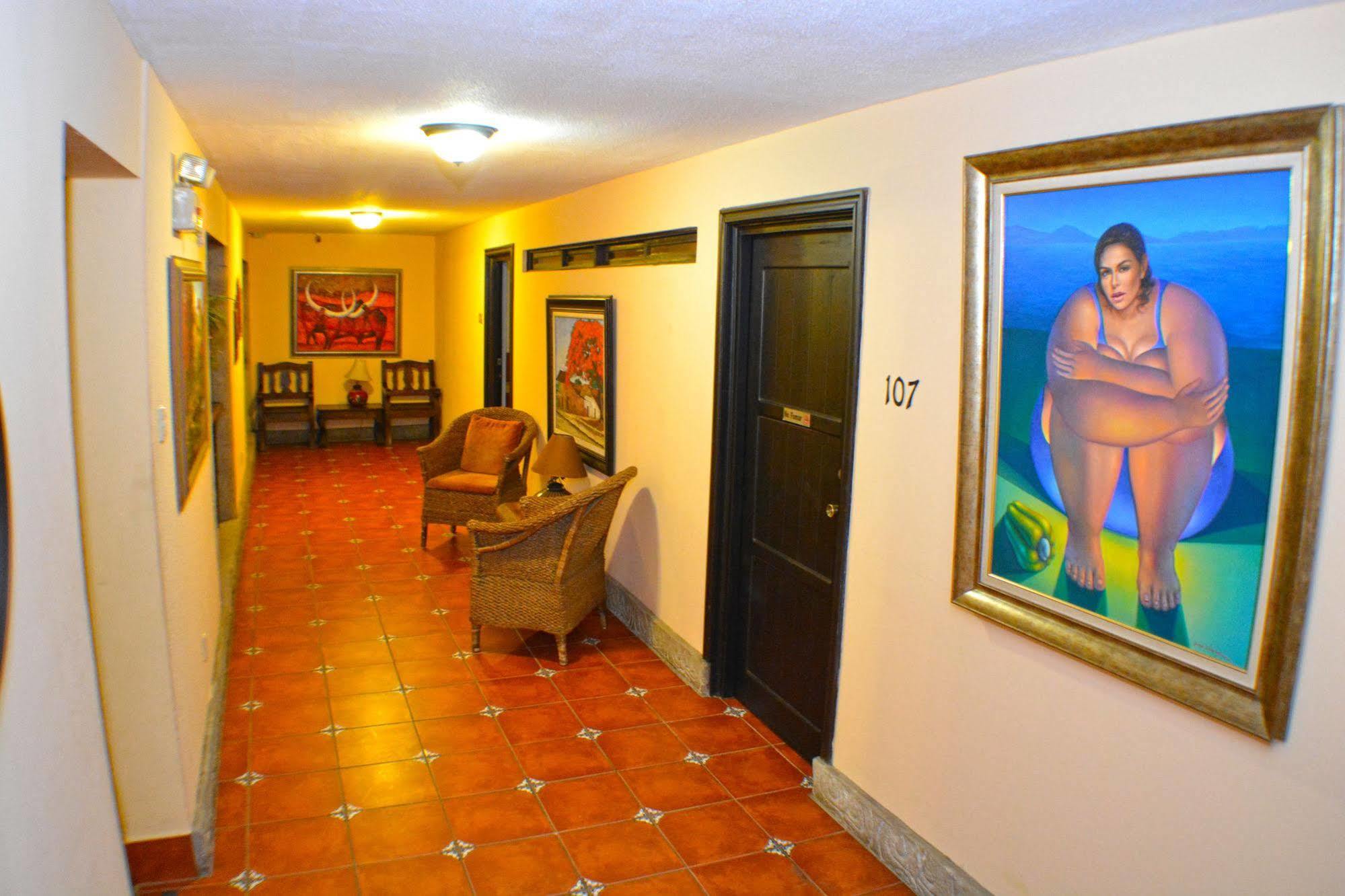 Hotel Colonnade Nicaragua Managua Exterior photo